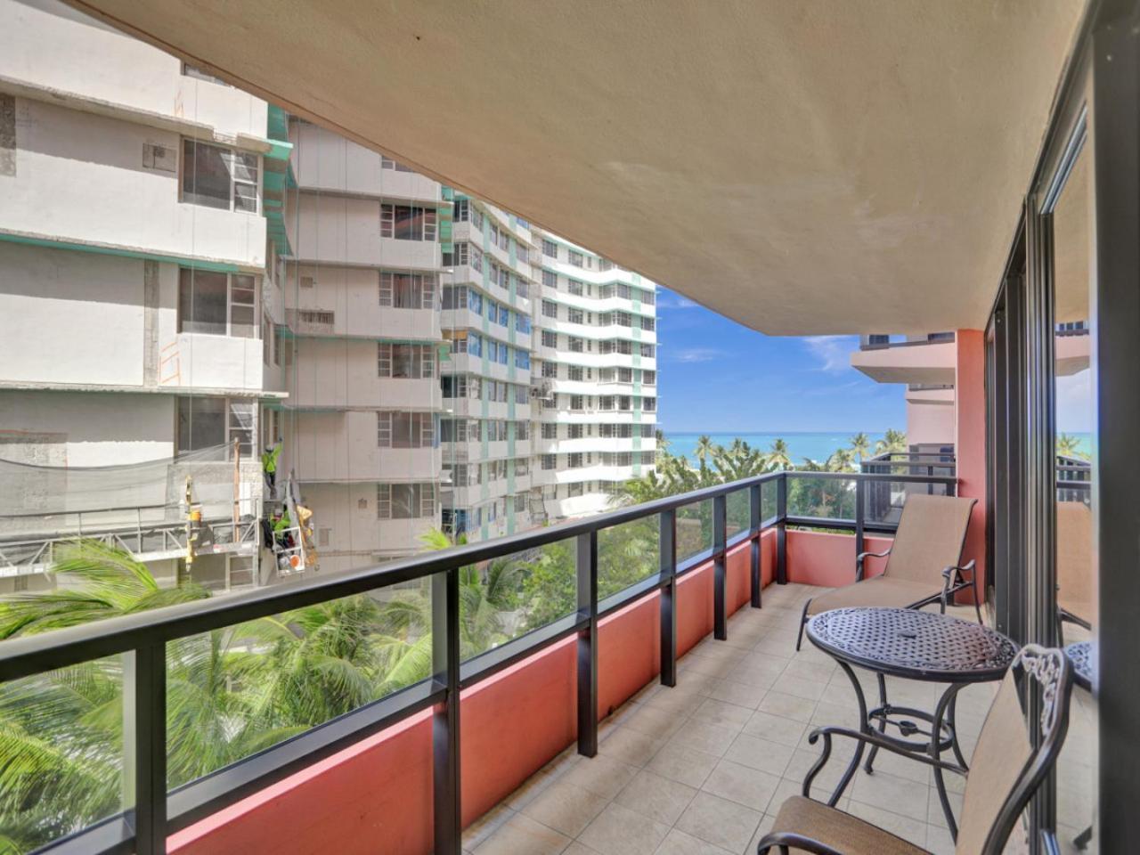 2 Bedroom With Amenities, Pool And Gym 618 Apartment Miami Beach